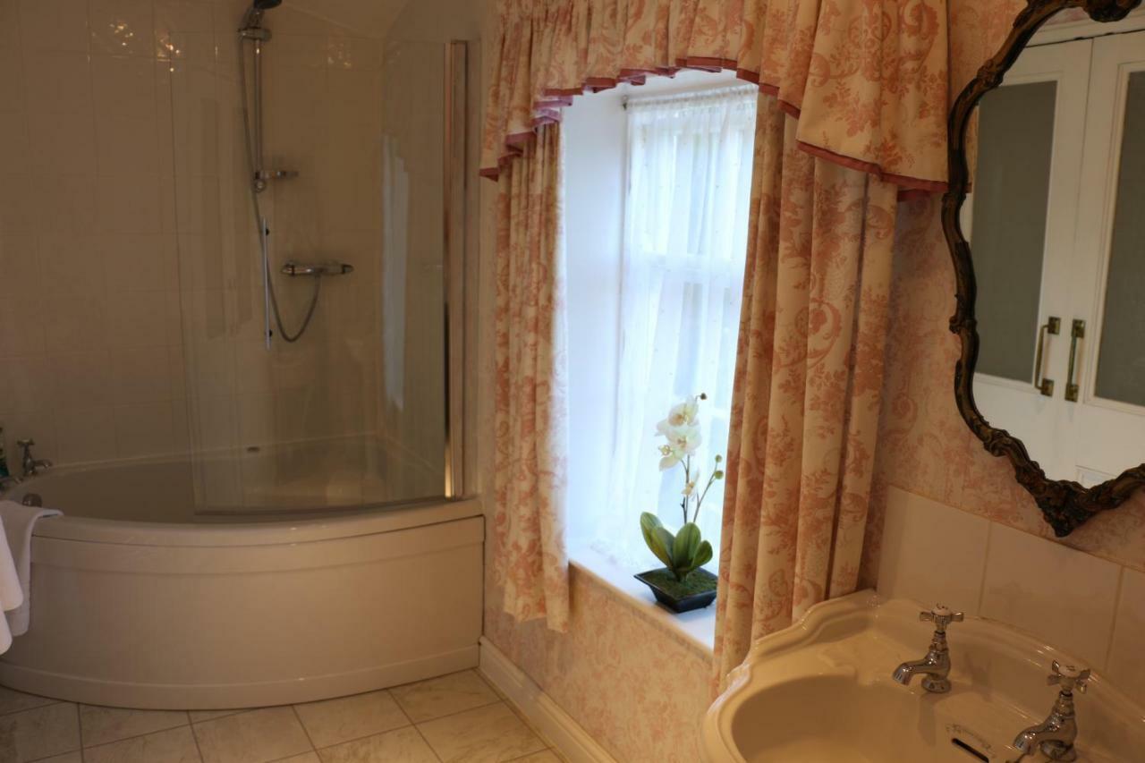 The Grange Bed and Breakfast East Barkwith Exteriör bild